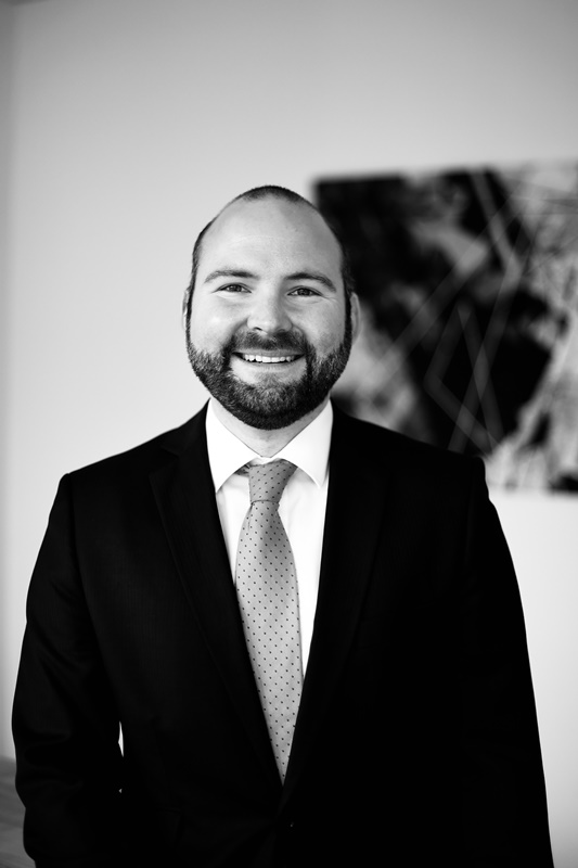 Dr. Alexander Kredig